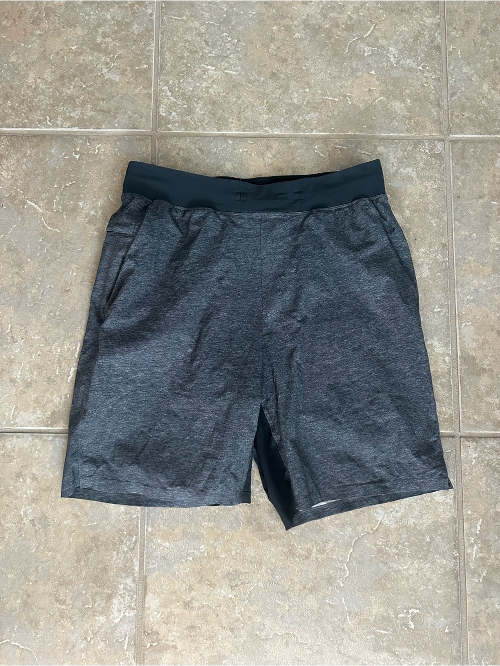 Mens Lululemon Dark Gray Athletic Shorts size M